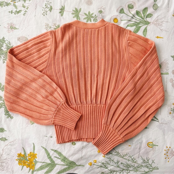 ARITZIA (WILFRED) - Plunge Front Cardigan (Sunfaded Coral) - Picture 2 of 4